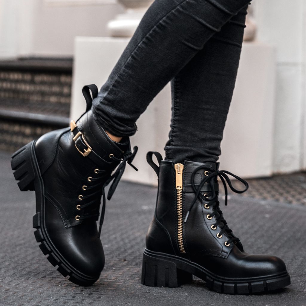 Women | Coda | Black & Gold