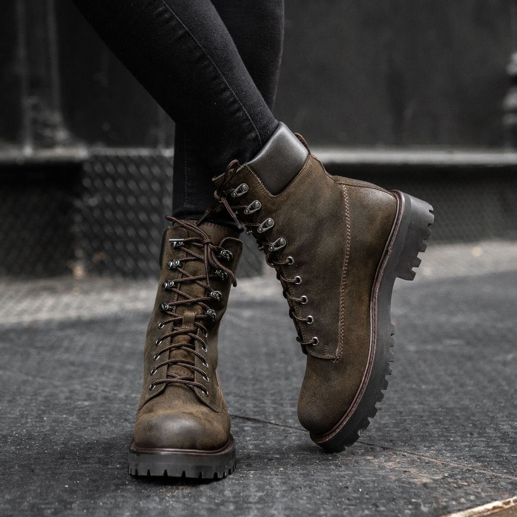 Women | Explorer | Dark Olive Suede