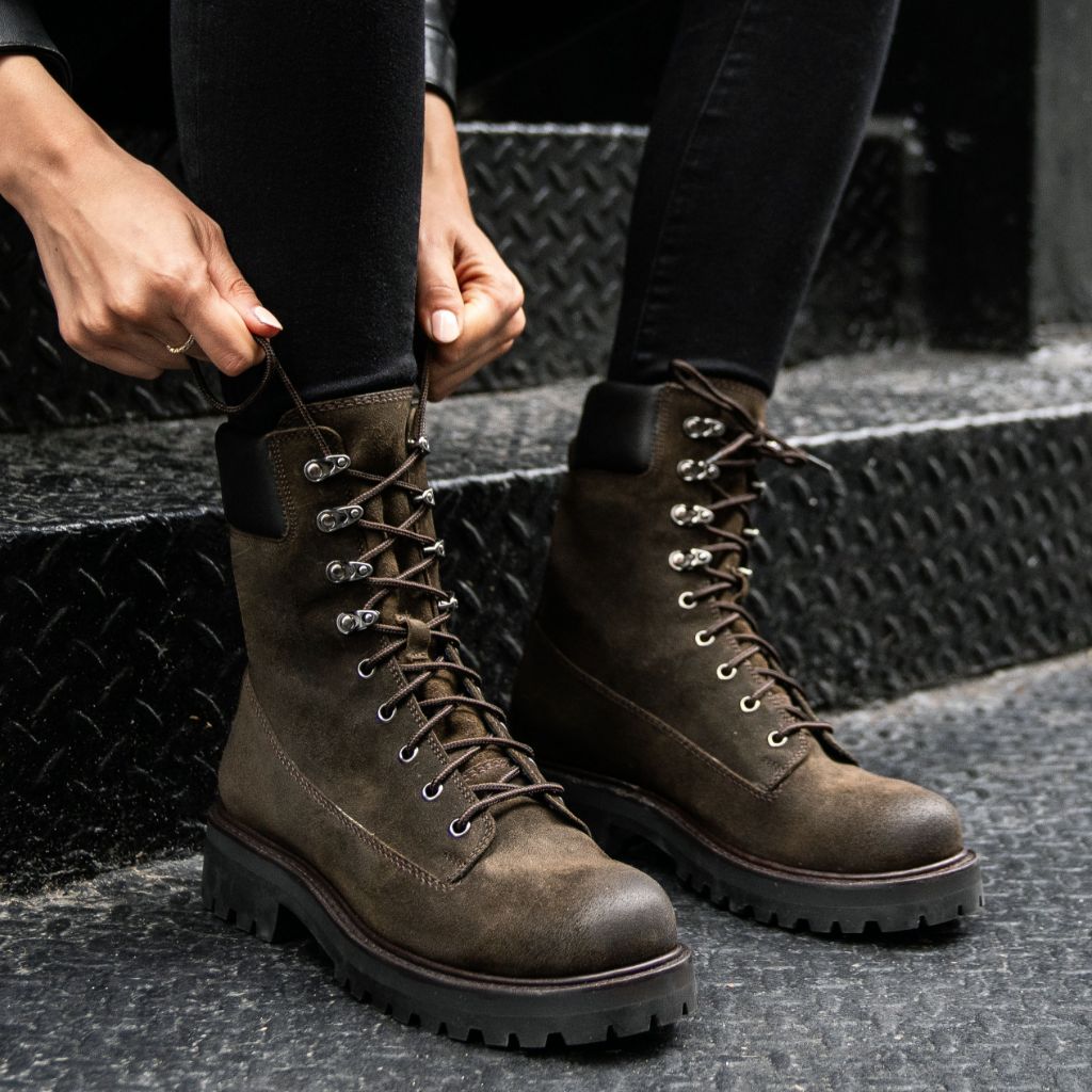 Women | Explorer | Dark Olive Suede