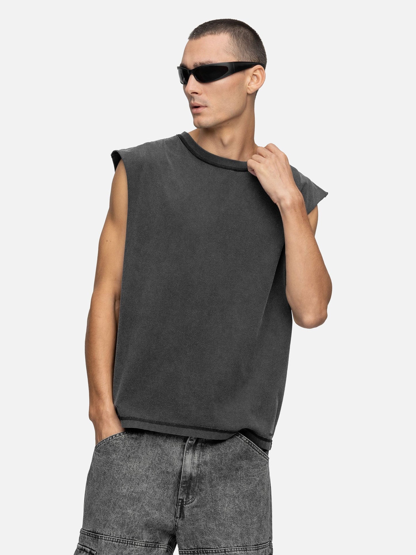 SLEEVELESS T-SHIRT WASHED BLACK