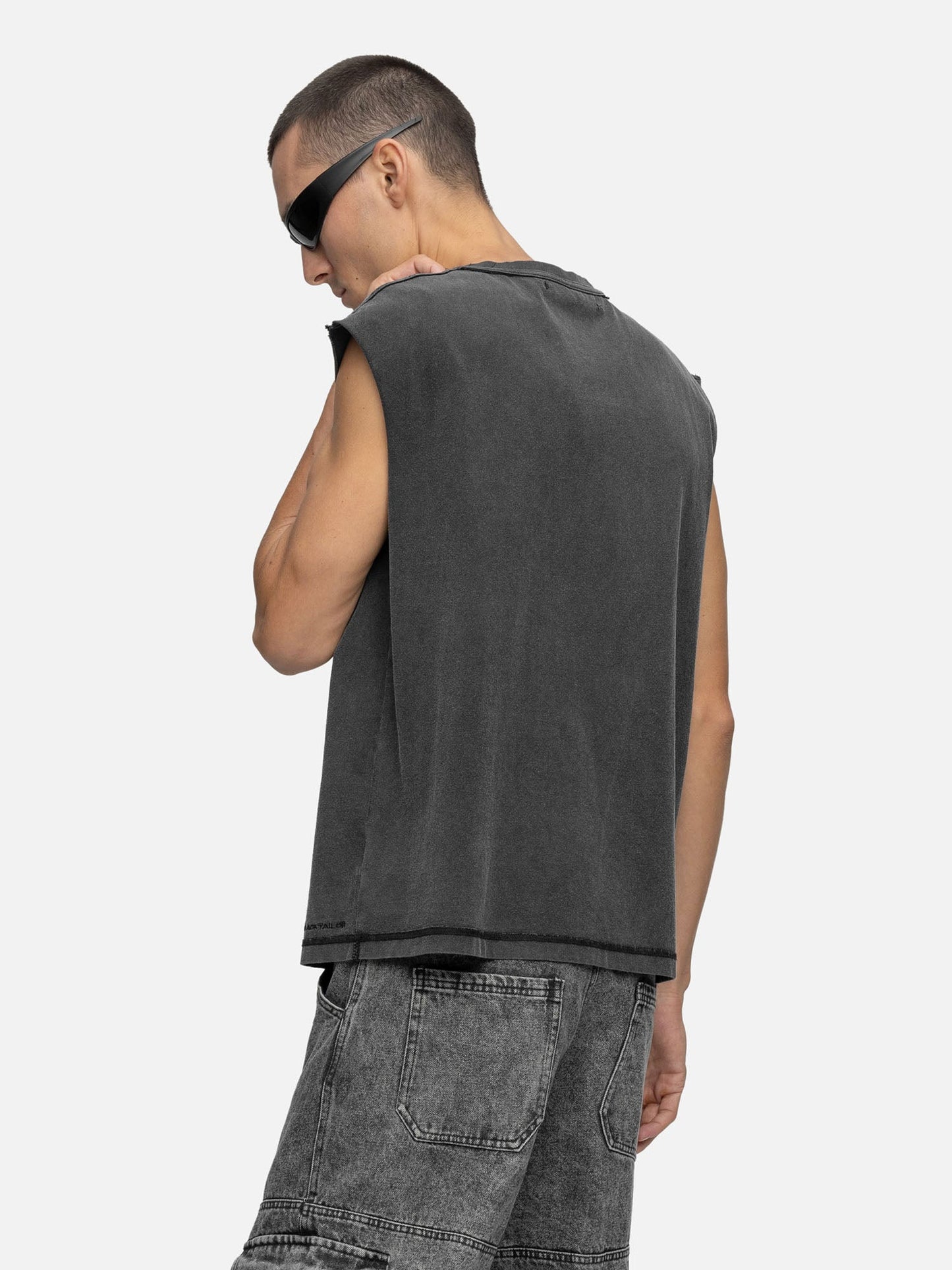 SLEEVELESS T-SHIRT WASHED BLACK