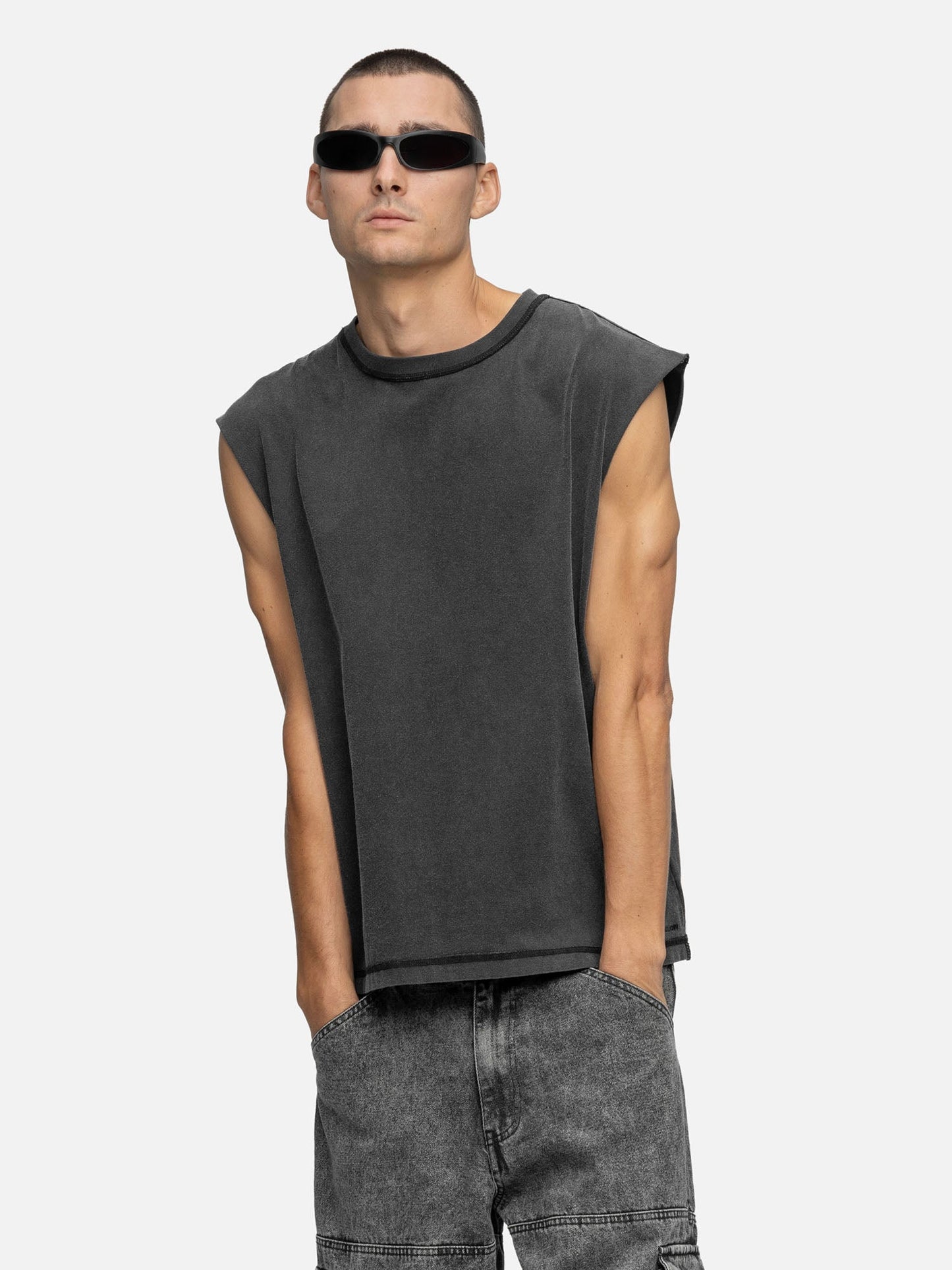 SLEEVELESS T-SHIRT WASHED BLACK