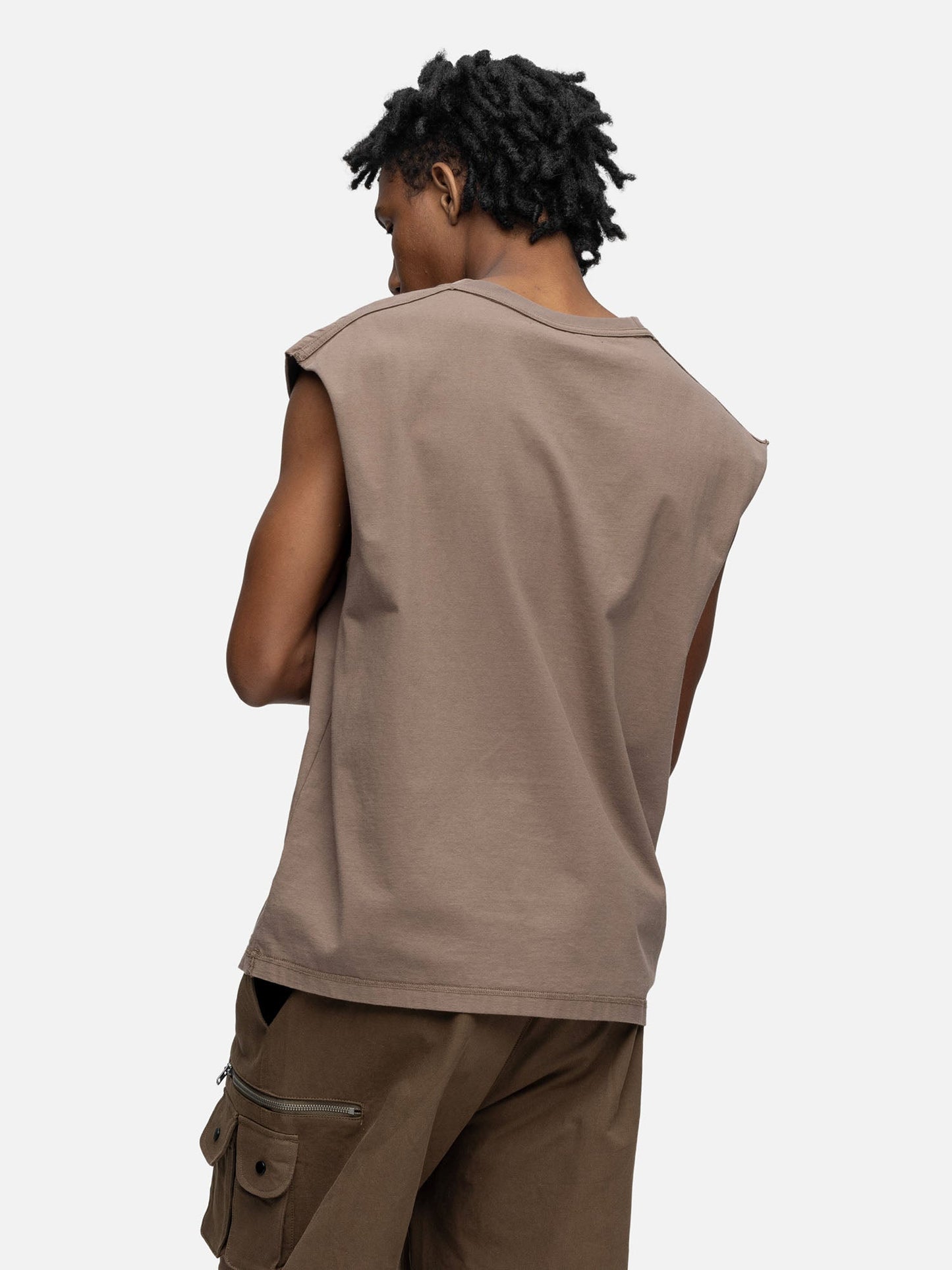 SLEEVELESS T-SHIRT MUD