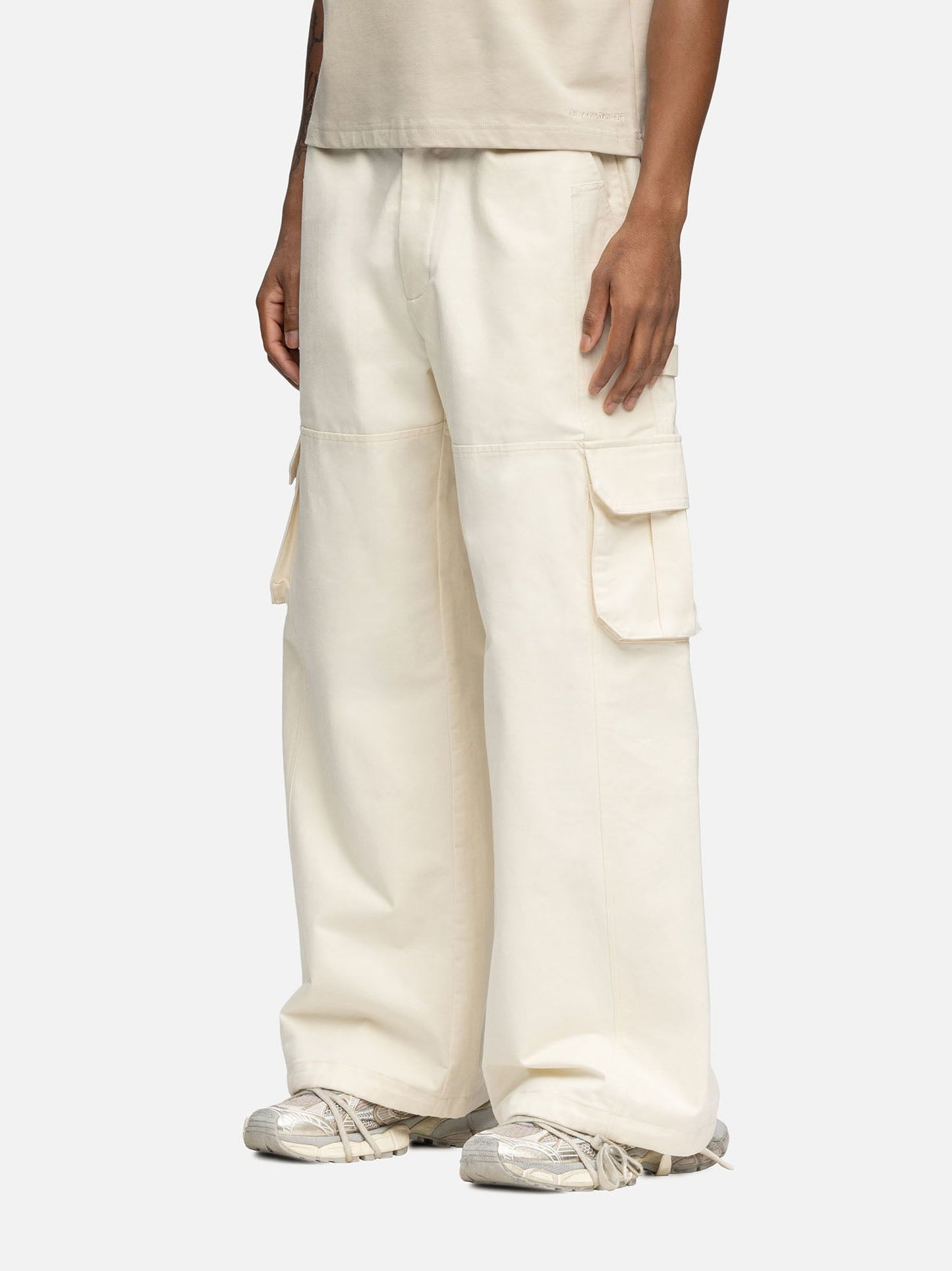 W1 CARGO BEIGE