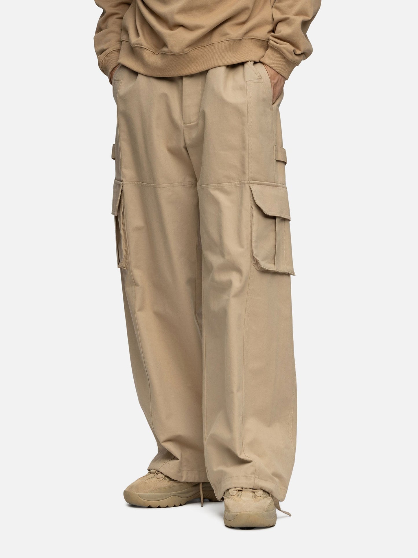 W1 CARGO CAMEL