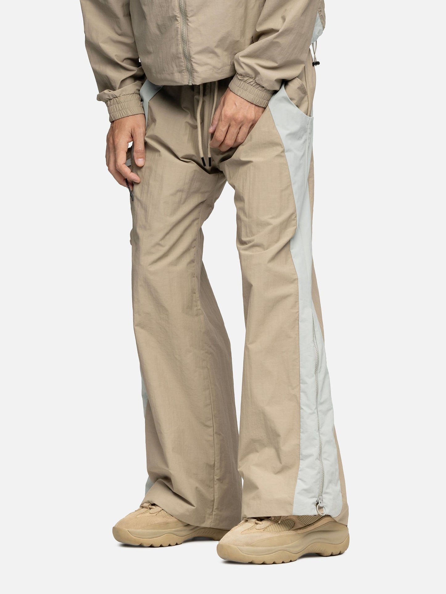 W2 CARGO OCHRE