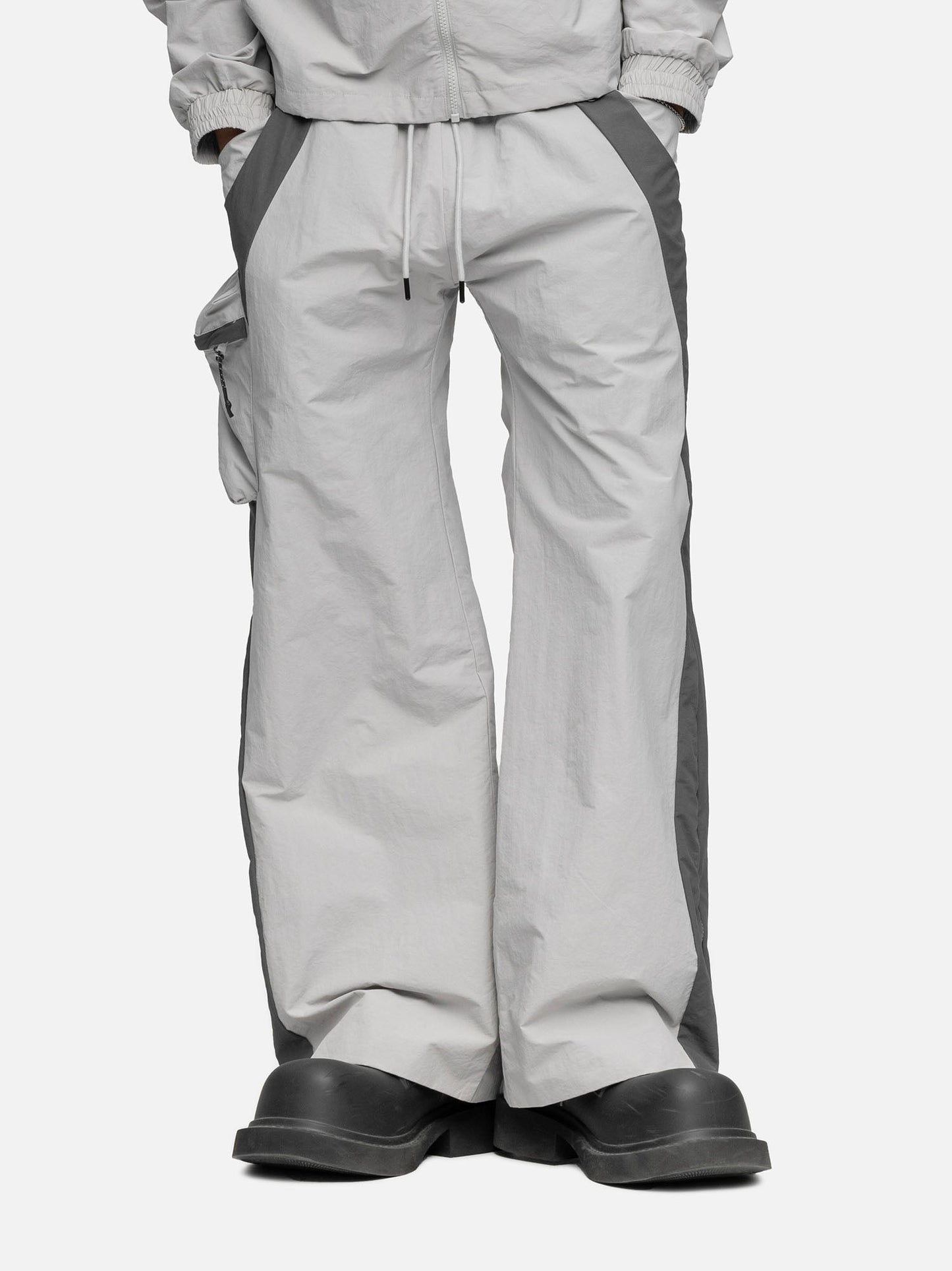 W2 CARGO SHADE