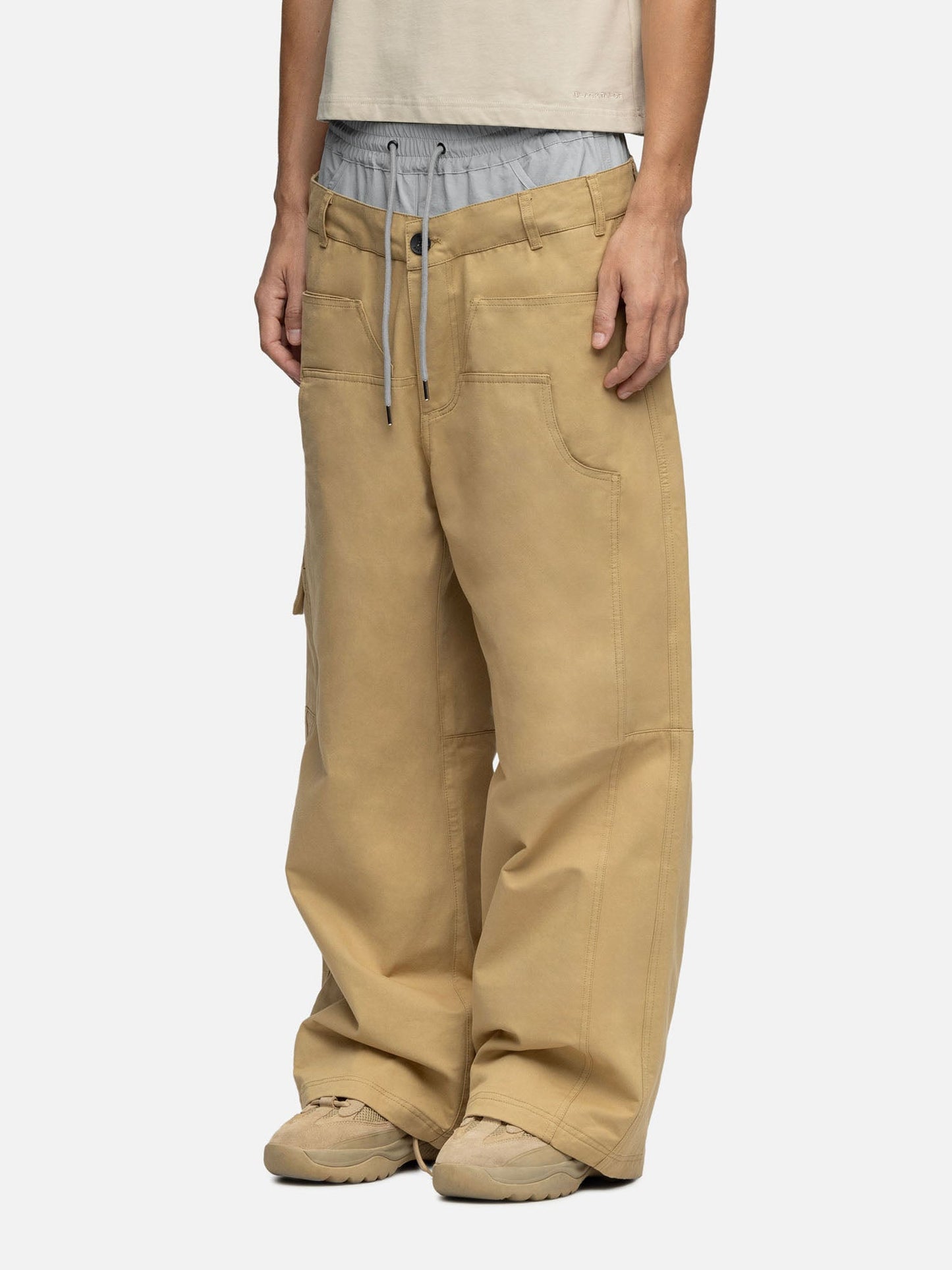 W4 CARGO DESERT