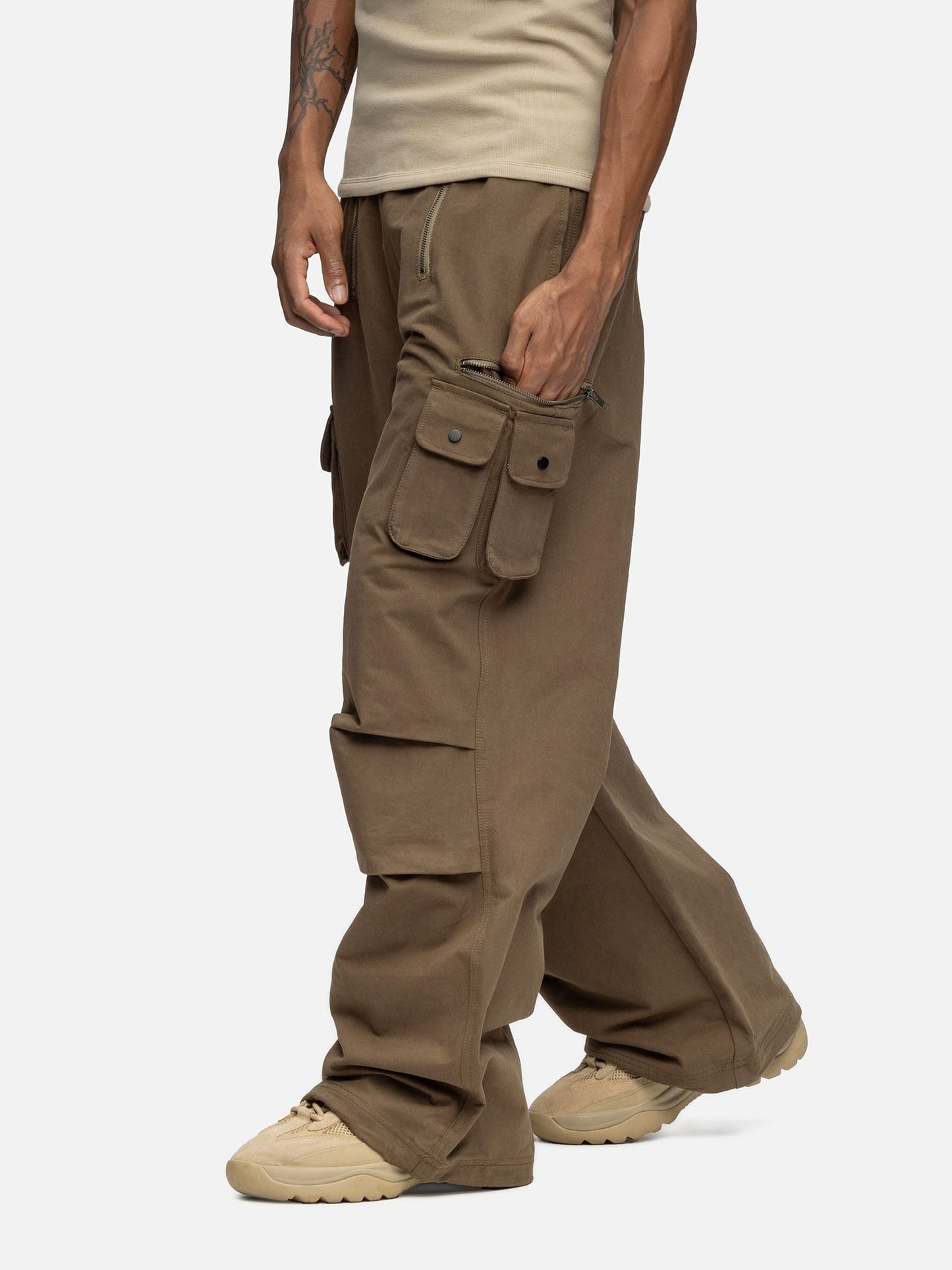 W5 CARGO MOSS