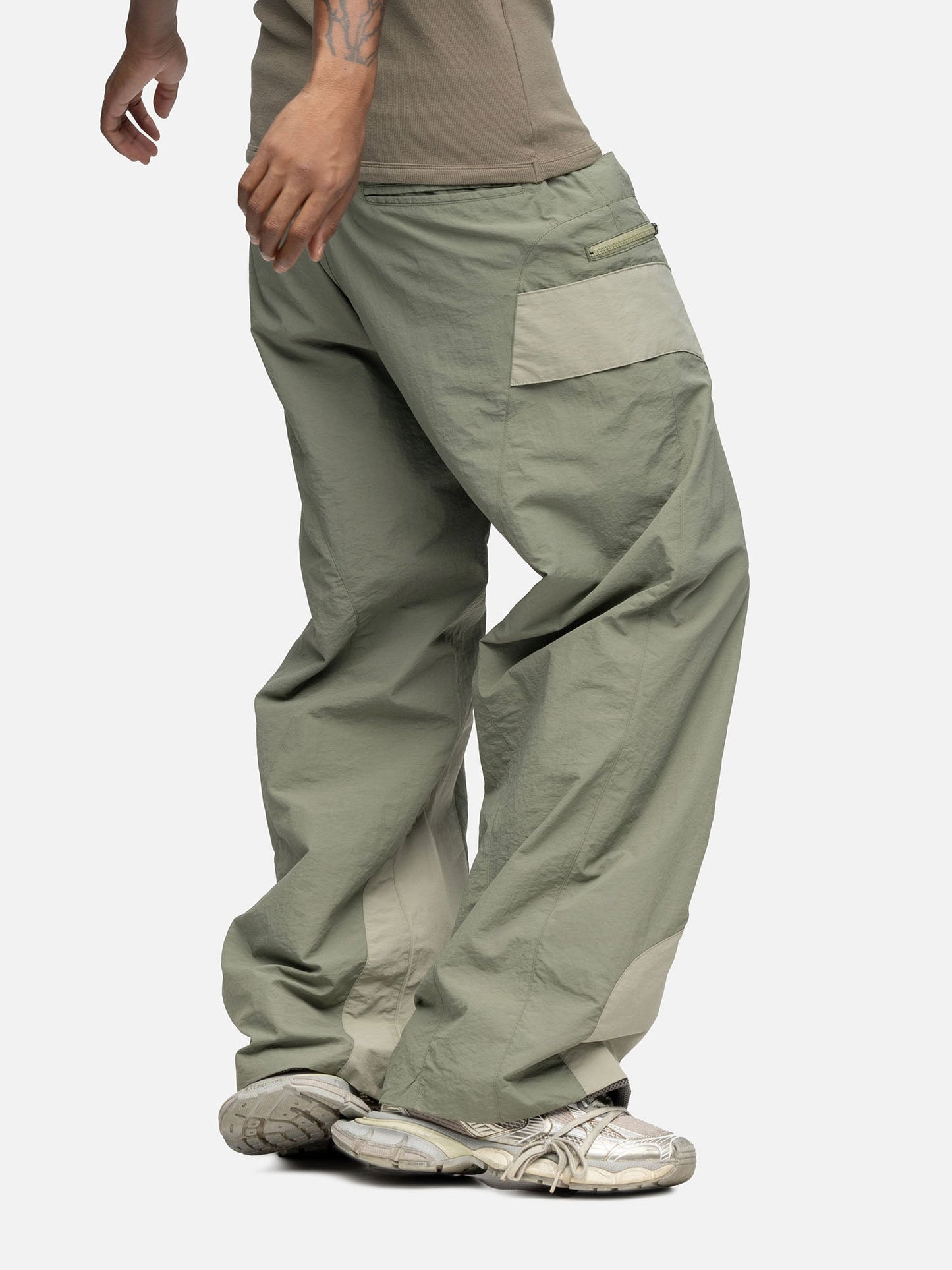 W7 CARGO SAGE