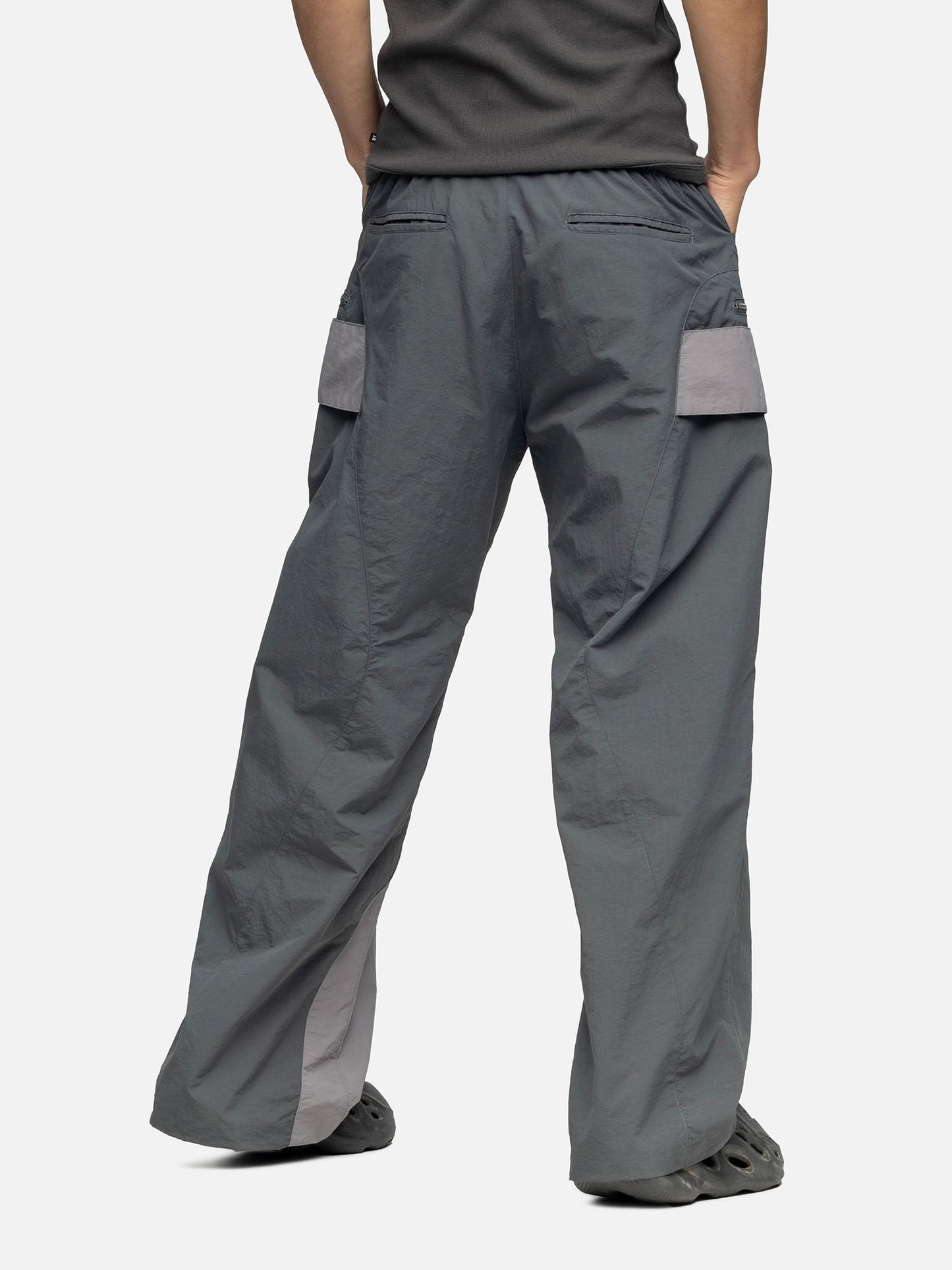 W7 CARGO STEEL