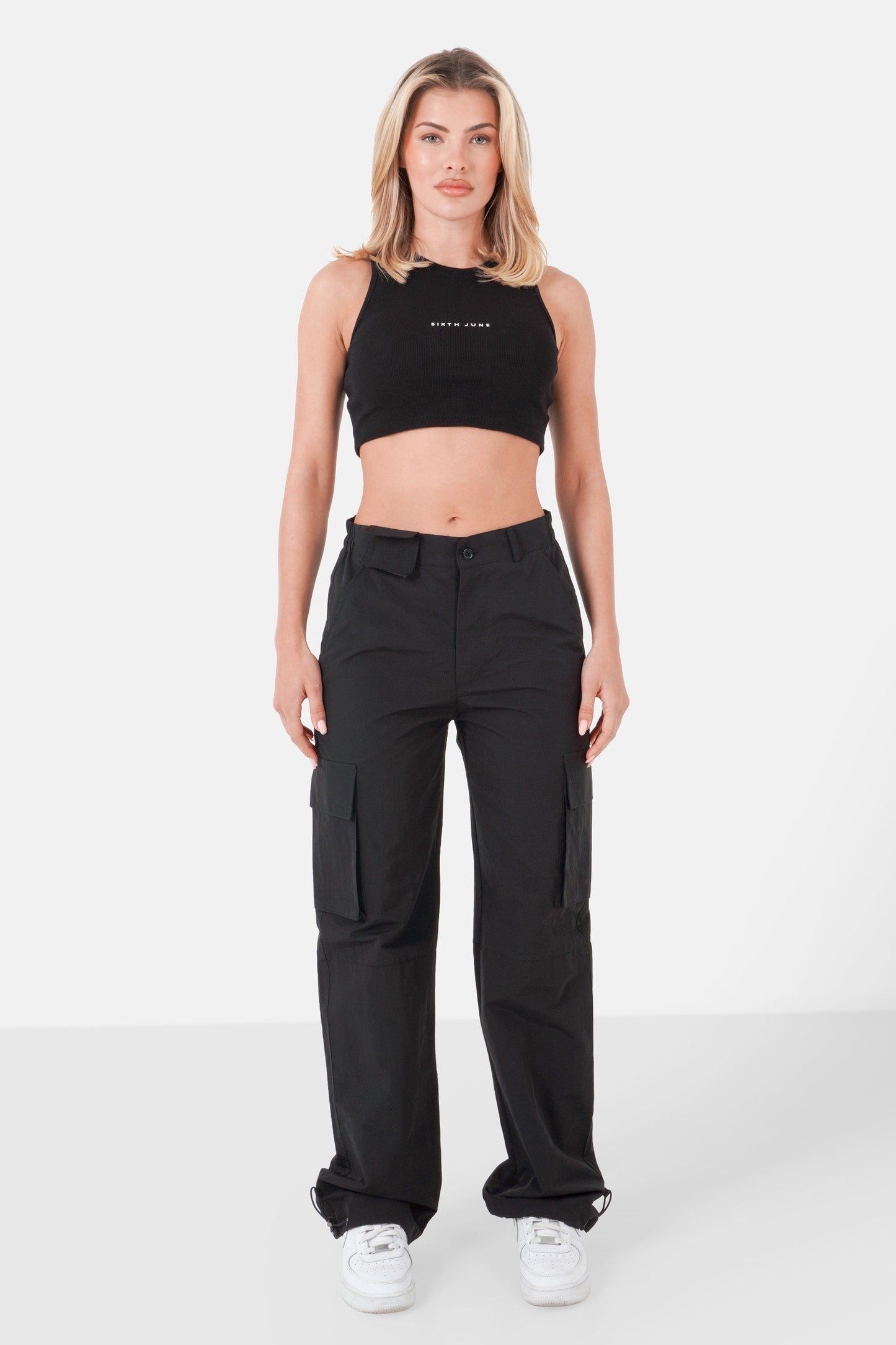 Nylon cargo pocket pants Black