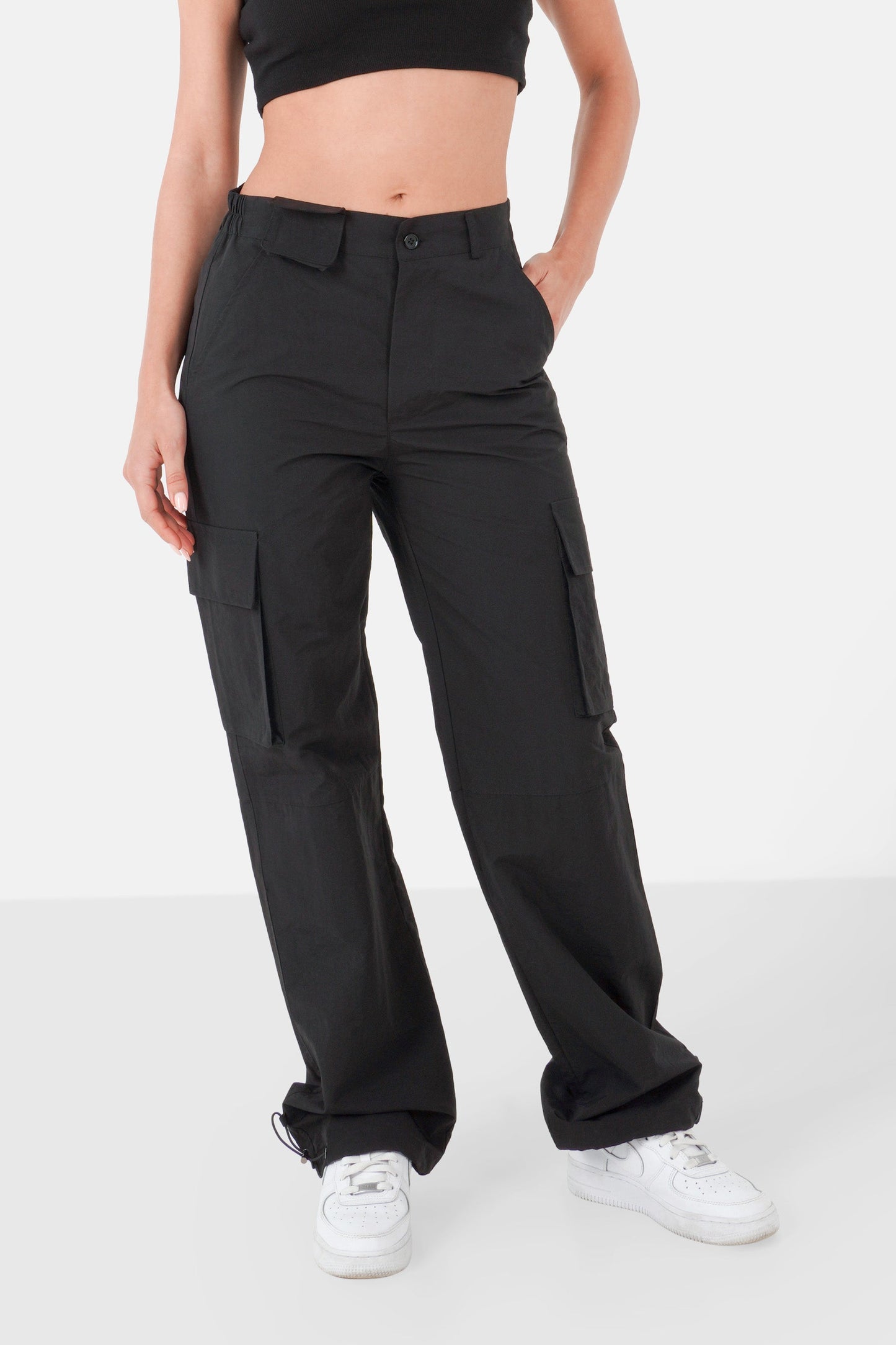 Nylon cargo pocket pants Black