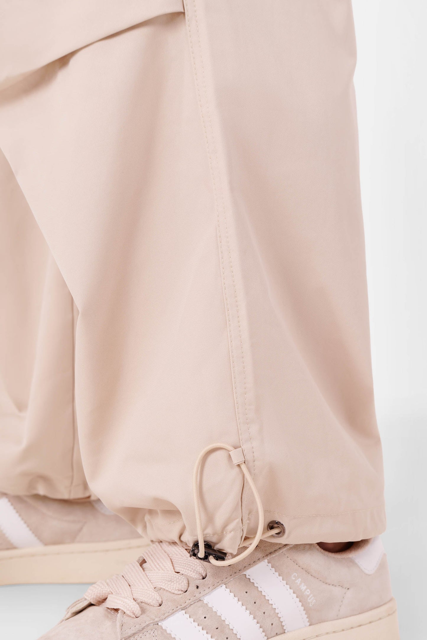 Embroidered parachute cargo pants Beige