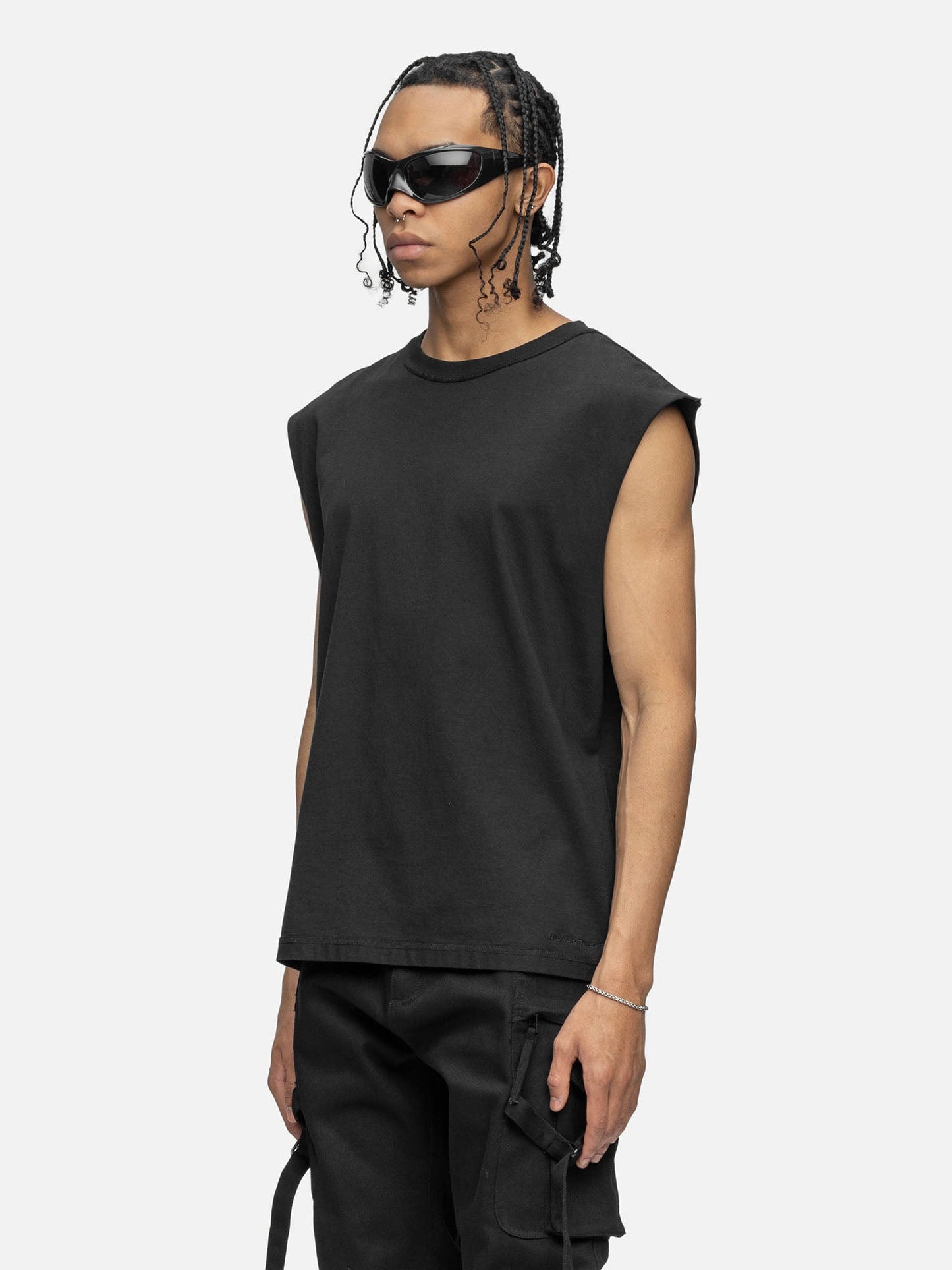 SLEEVELESS T-SHIRT BLACK