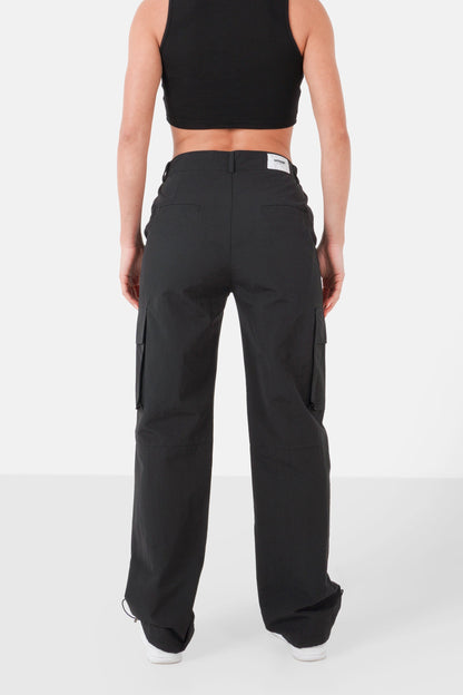 Nylon cargo pocket pants Black